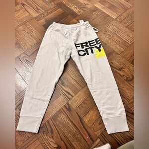 FreeCity 3/4 Jogger Sweatpants- never worn